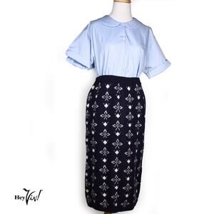 Vintage Morgano Pencil Skirt Made in Italy Wool Knit w Fleur de Lis M - Hey Viv